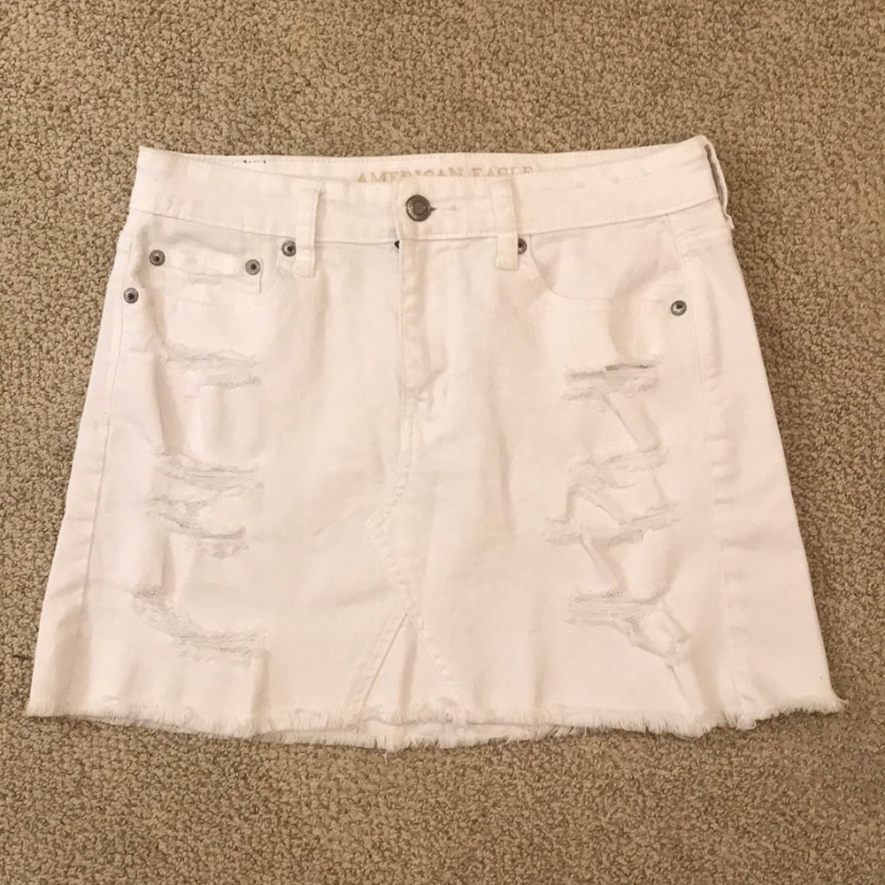 American Eagle White Jean Skirt Size 4